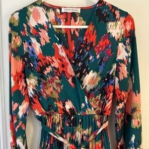 Size Large, Long Sleeve, Green/Multicolored Dress *Like New/Worn Once)
